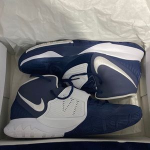 Kyrie 6’s Basketball Shoes
